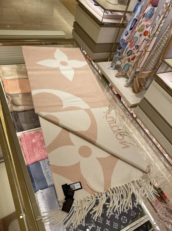 Louis Vuitton Scarf LVC00513 Louis Vuitton Scarf LVC00513